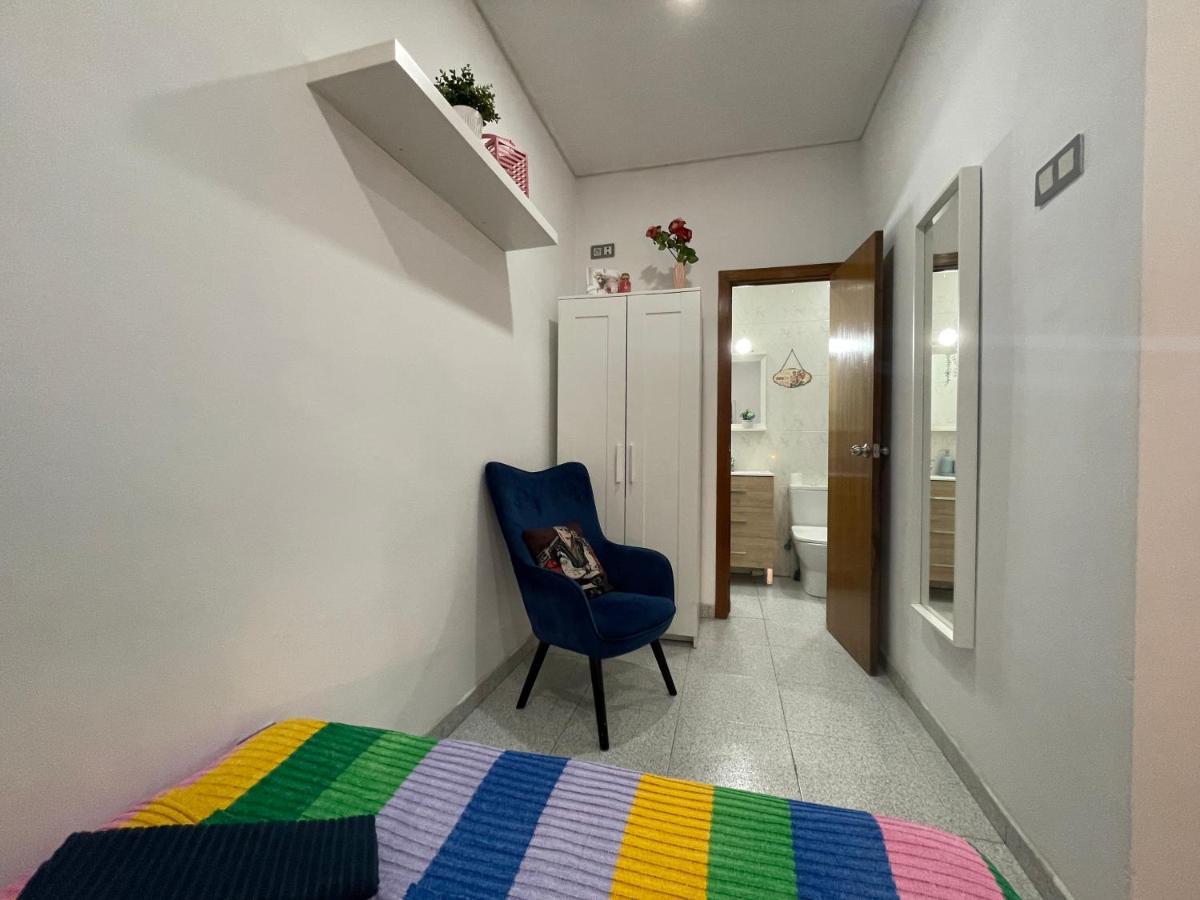 Plaza Universidad Rooms Барселона Экстерьер фото