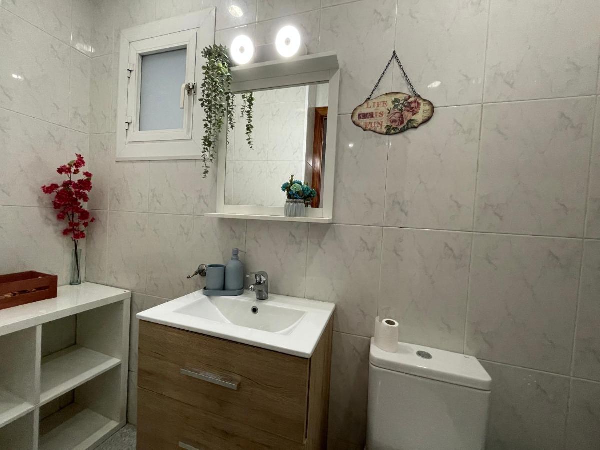 Plaza Universidad Rooms Барселона Экстерьер фото